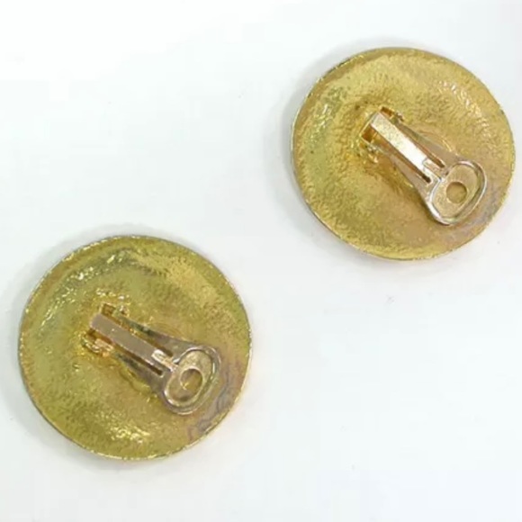 RETRO GOLD BLACK CHANEL NOTE last pic for size modeling ONLY - Picture 2 of 4